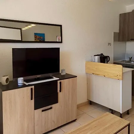 아파트 With Balcony Pool & Parking Fréjus